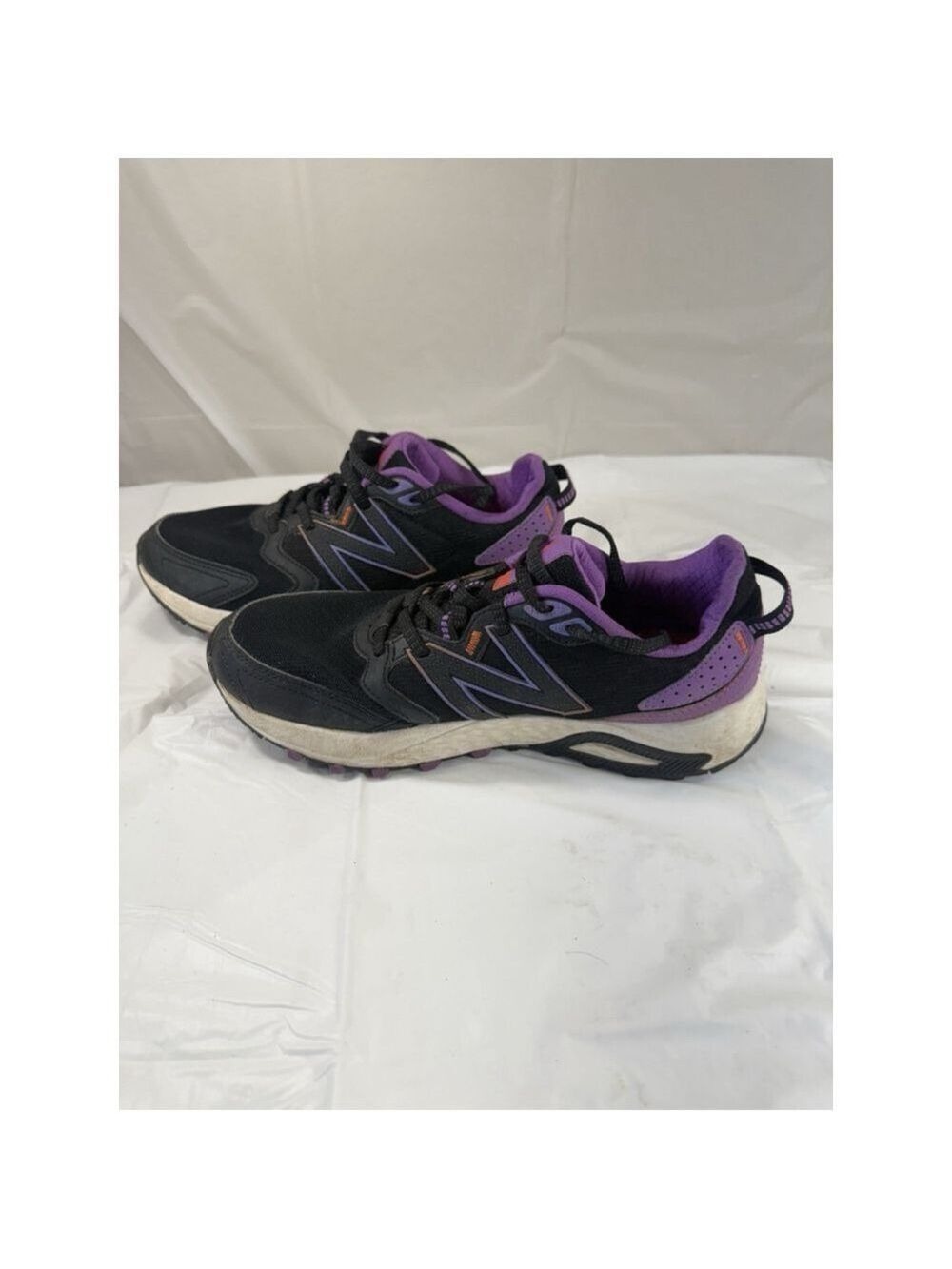 New Balance 410 V7 Womens Trail Running Shoes Size 9B